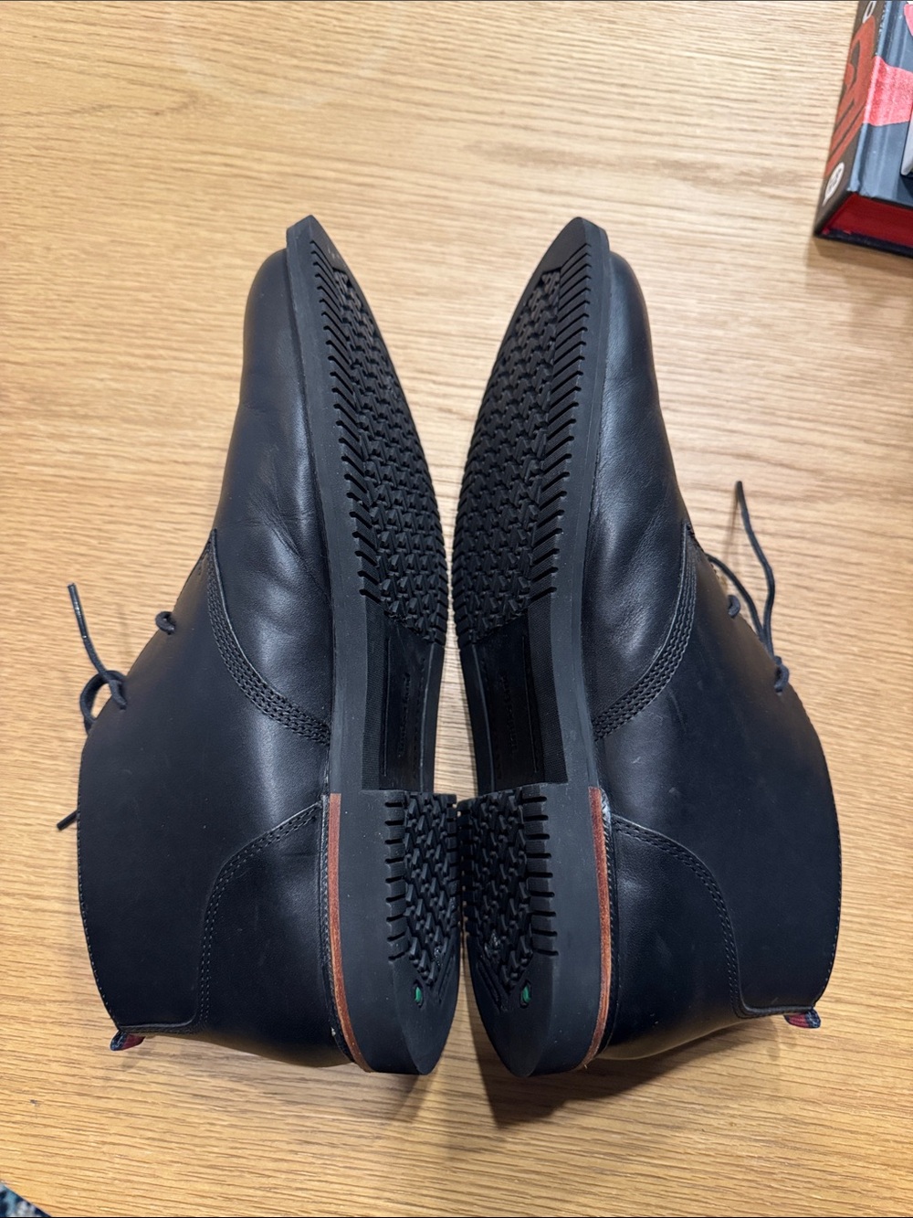 Timberland Black Leather Chukka Boots - Picture 8 of 12